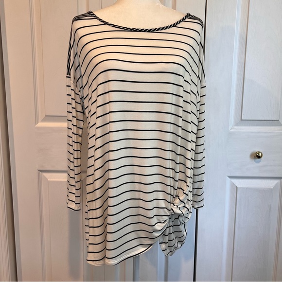 Westport Tops - 🟠 Westport Black and White Long Sleeve Top / Blouse - XL